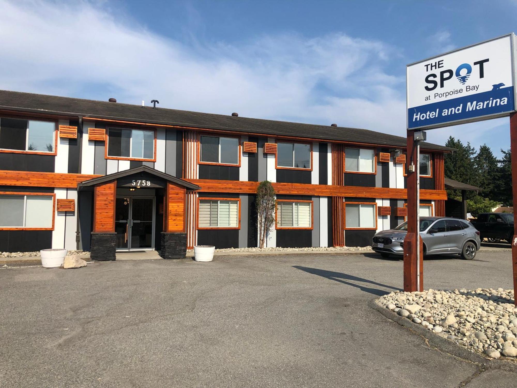 Motel The Spot At Porpoise Bay Sechelt Exteriér fotografie